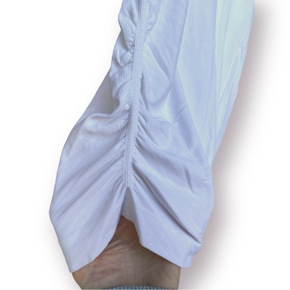 Athleta Speedlight Tee Size M - Picture 4 of 6